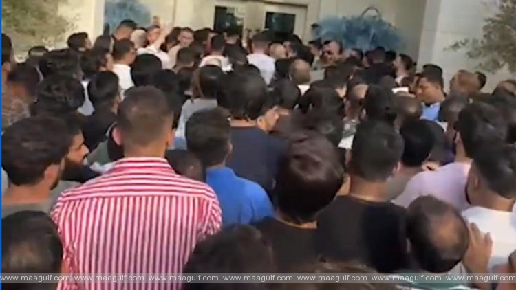 పామ్ జెబెల్ అలీ విల్లాలు అమ్మకం.. క్యూకట్టిన రియల్ ఎస్టేట్ ఏజెంట్లు