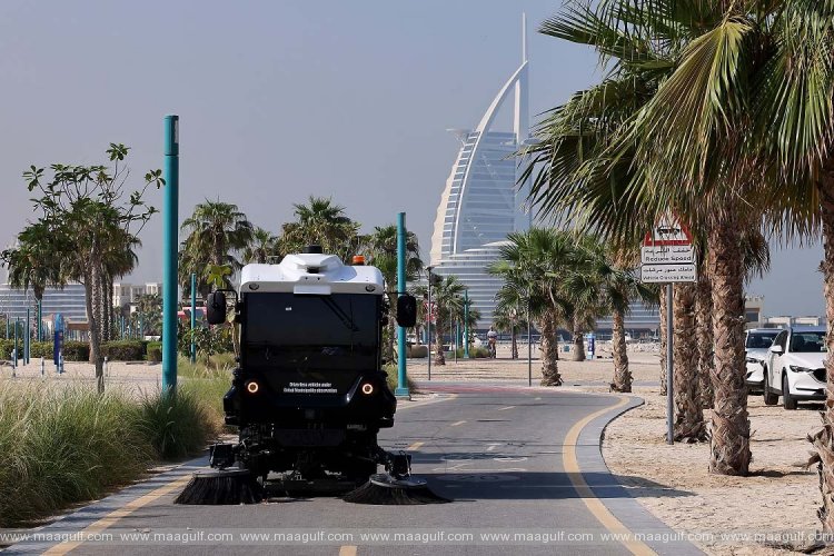 Dubai Municipality initiates testing of a self-driving electric vehicle to clean up bicycle trails on Dubai\'s beaches”