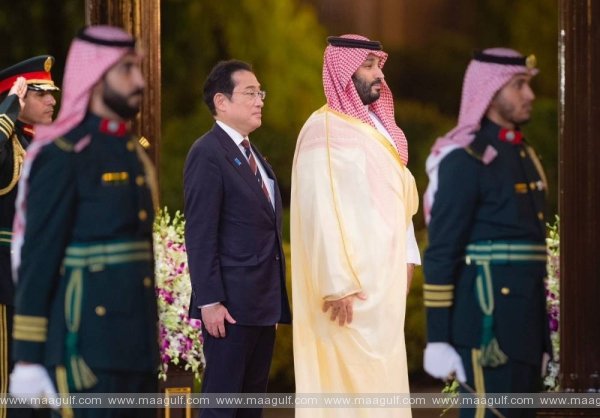 ద్వైపాక్షిక సంబంధాలపై సమీక్షించిన సౌదీ క్రౌన్ ప్రిన్స్, జపాన్ ప్రధాని