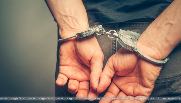 ఉత్తర అల్ బతినాలో వాహనాల దొంగతనం.. ముగ్గురు పౌరులు అరెస్ట్