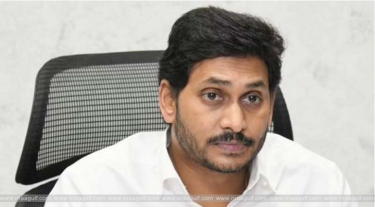 ఢిల్లీకి బయల్దేరిన సిఎం జగన్‌