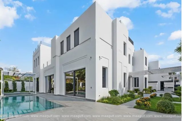 World\'s First Branded Gym in a Private Residence Offered for Sale by Belle View