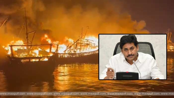 విశాఖ ఘటన పై సీఎం జగన్ దిగ్భ్రాంతి..