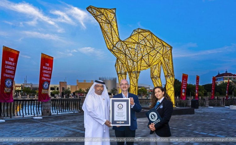 The largest LED illuminated camel in the world comes to Dubai Parks™ and Resorts