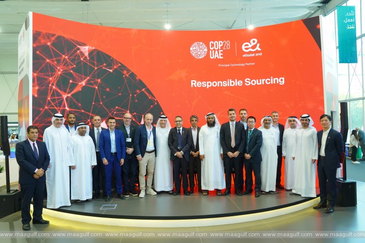 Accenture cooperates with e&\'s responsible sourcing initiative in MENA