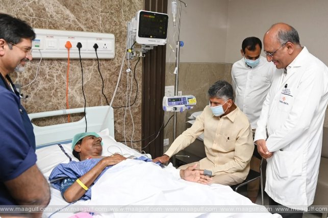 1 కేసీఆర్ను పరామర్శించిన చంద్రబాబు
