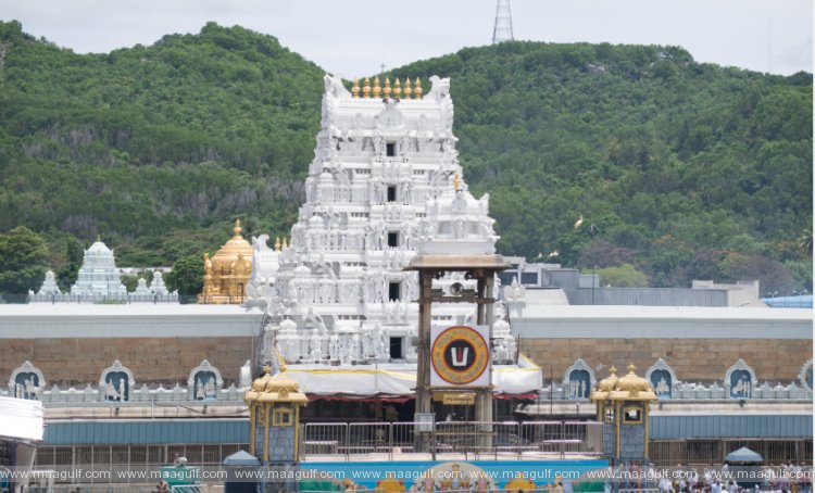 వైకుంఠ ఏకాదశి.. పూర్తైన సర్వదర్శనం టోకెన్ల జారీ