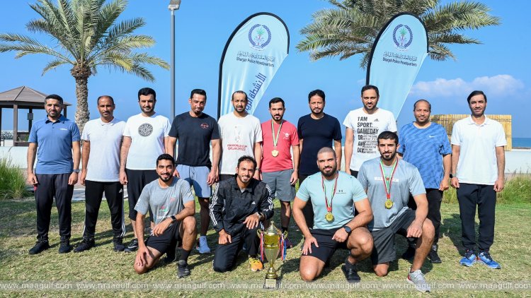 Al Shamsi attends Al Hamriyah Rowing and Kayaking Championships