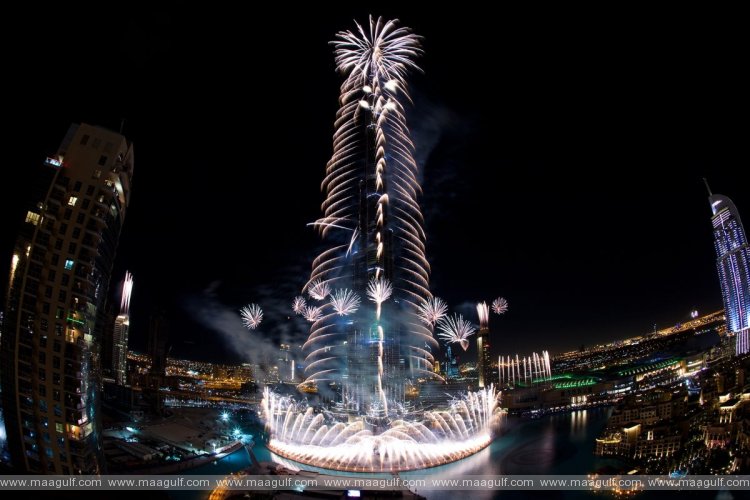 బుర్జ్ ఖలీఫా వద్ద న్యూ ఇయర్ వేడుకలు.. ఒక్కరోజుకు Dhs 80,000 రెంట్!