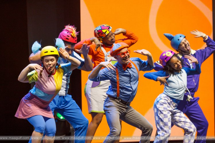 20 Blippi & Meekah on their way to Dubai for a Special Stop