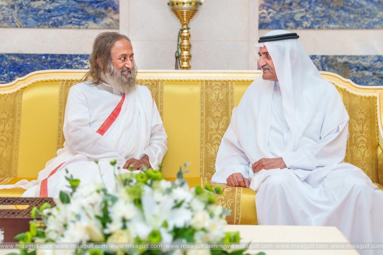 20 Hamad Al Sharqi receives Peace Ambassador Sri Sri Ravi Shankar