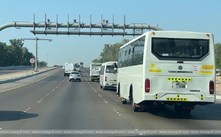 Abu Dhabi Police bans workers\' buses on Sheikh Zayed Bin Sultan Street