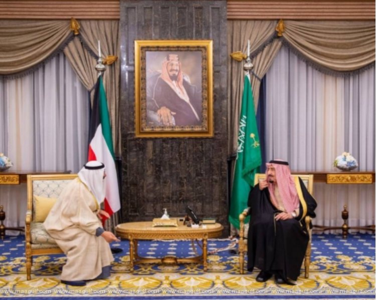 రాజు సల్మాన్‌తో సమావేశమైన కువైట్ అమీర్‌