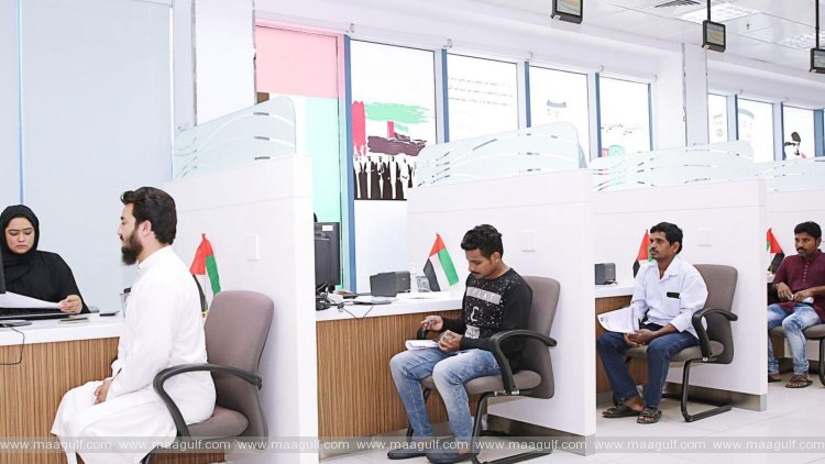 UAE వర్క్ వీసాలు: \'జనాభా వైవిధ్యం\' తాత్కాలికంగా నిలిపివేత?