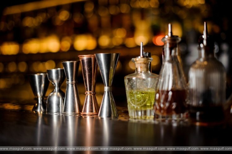 సౌదీ అరేబియాలో తొలిసారిగా మద్యం దుకాణం..