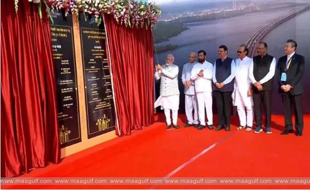 అటల్ సేతు బ్రిడ్జ్‌ను ప్రారంభించిన ప్రధాని మోదీ