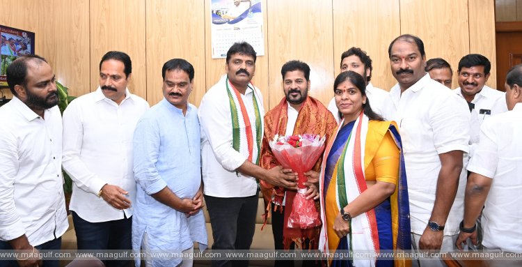 కాంగ్రెస్‌లో చేరిన బొంతు రామ్మోహన్‌,సునీతా మహేందర్‌రెడ్డి