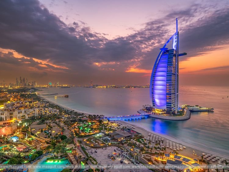 పర్యాటకుల కోసం దుబాయ్ మల్టీ ఎంట్రీ వీసా..