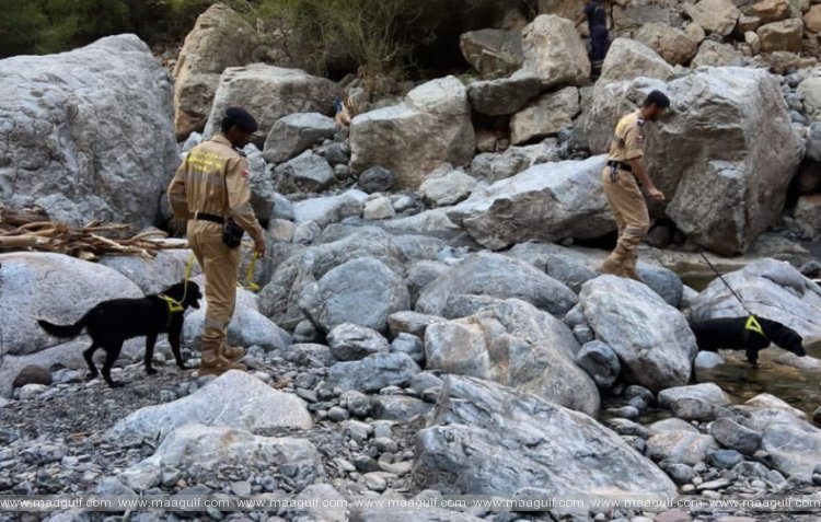 అల్ జబల్ అల్ అఖ్దర్‌లో దొరికిన పర్యాటకుడి మృతదేహం