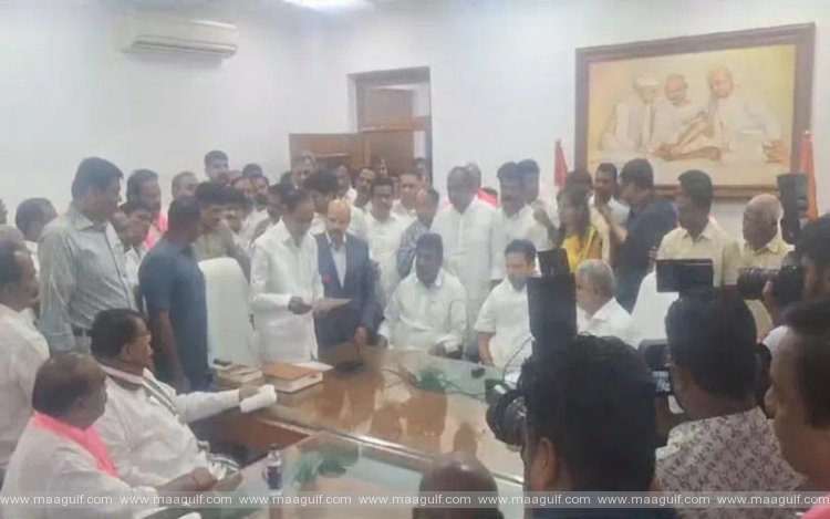 ఎమ్మెల్యేగా ప్రమాణ స్వీకారం చేసిన బీఆర్ఎస్ అధినేత కేసీఆర్