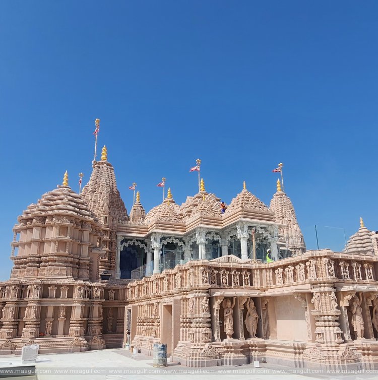 BAPS హిందూ దేవాలయ సందర్శనకు విదేశాల నుండి భారీ డిమాండ్