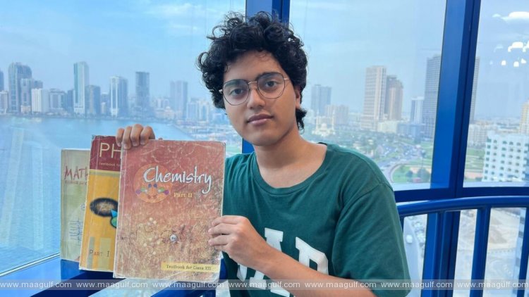 పుస్తకాల ఉచిత మార్పిడి కోసం యాప్ సృష్టించిన స్టూడెంట్