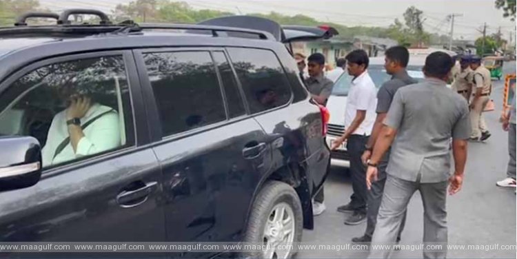 1 నారా లోకేశ్ కాన్వాయ్లో పోలీసుల తనిఖీలు