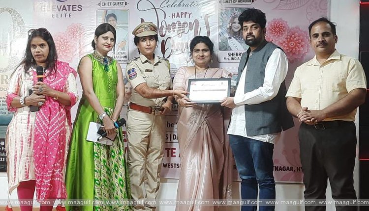 1 ఉత్తమ హోమ్ ఫుడ్ మరియు మహిళా ఉపాధి సంస్థగా షీరో సంస్థకి అవార్డు