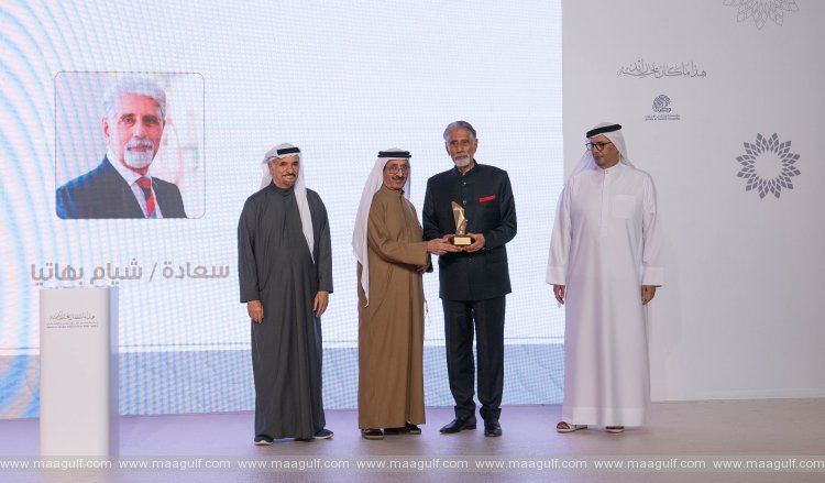 Hasher Al Maktoum honours cricket connoisseur Shyam Bhatia with the ‘Sports Imprint Award’