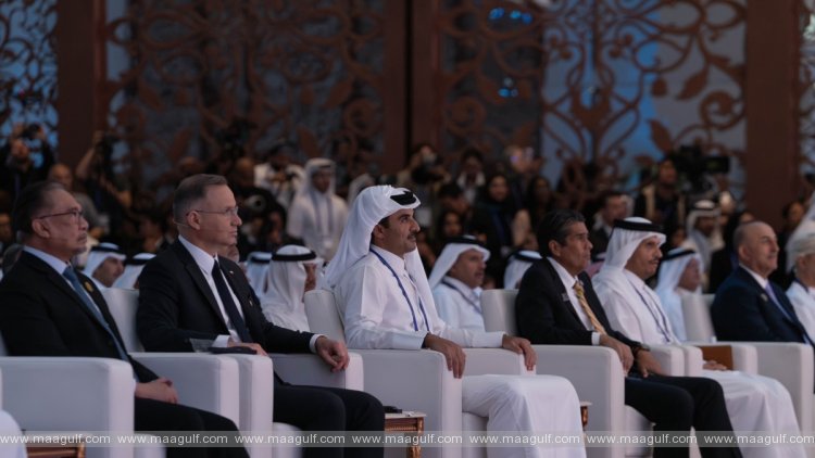 Amir inaugurates fourth edition of Qatar Economic Forum