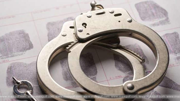 ఒమన్‌లో ముగ్గురు నకిలీ పోలీసులు అరెస్ట్