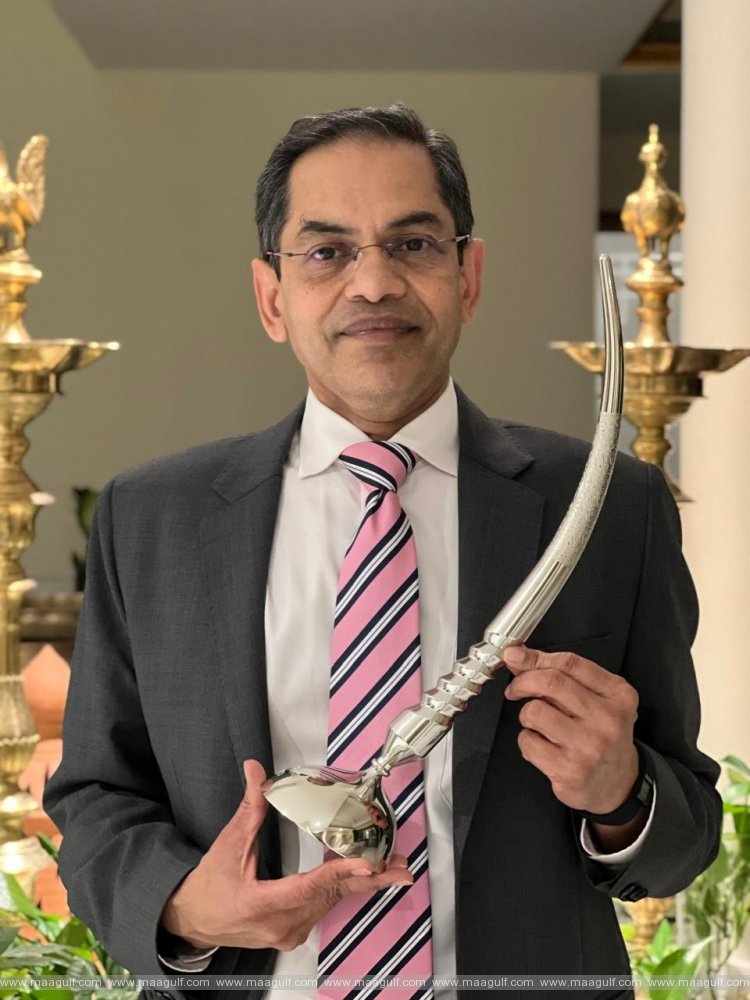 షీల్డ్ ఆఫ్ హానర్ అందుకున్న భారత రాయబారి సంజయ్ సుధీర్