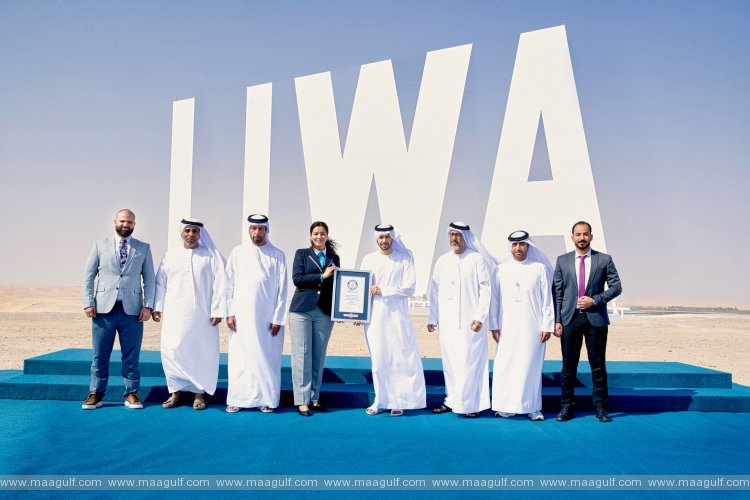 Liwa board in Al Dhafra sets Guinness World Record for world\'s longest sign