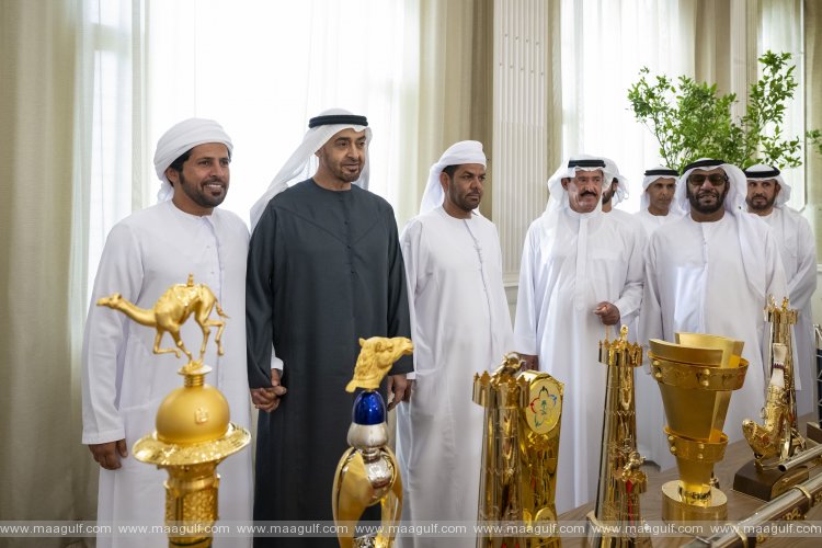 20 UAE President receives Presidential Camel Racing Team
