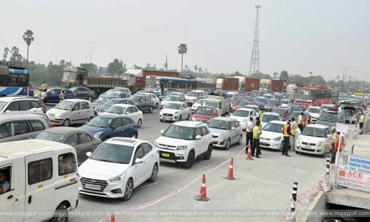 Andhra voters queued up for AP, heavy traffic jam at Pantangi toll plaza