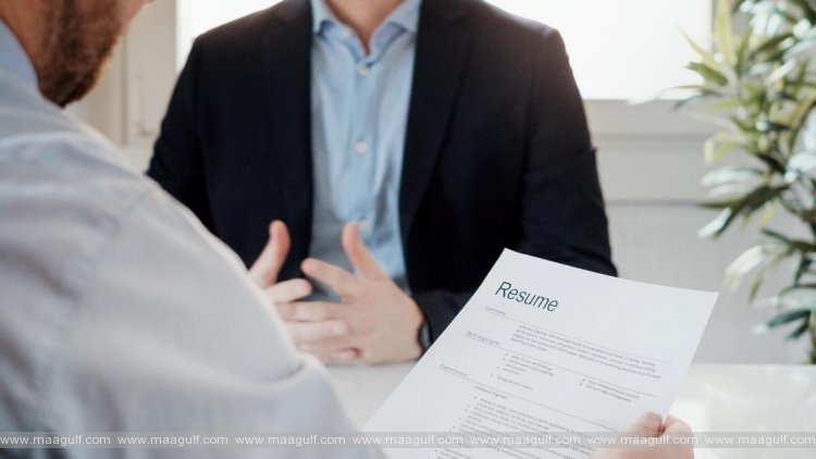 ఉద్యోగాలు లేకుండానే యూఏఈకి ప్రవాసుల రాక.. అధ్యయనం