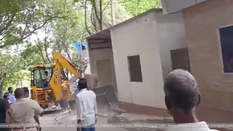 జగన్ మోహన్ రెడ్డికి బిగ్ షాకిచ్చిన తెలంగాణ ప్రభుత్వం..