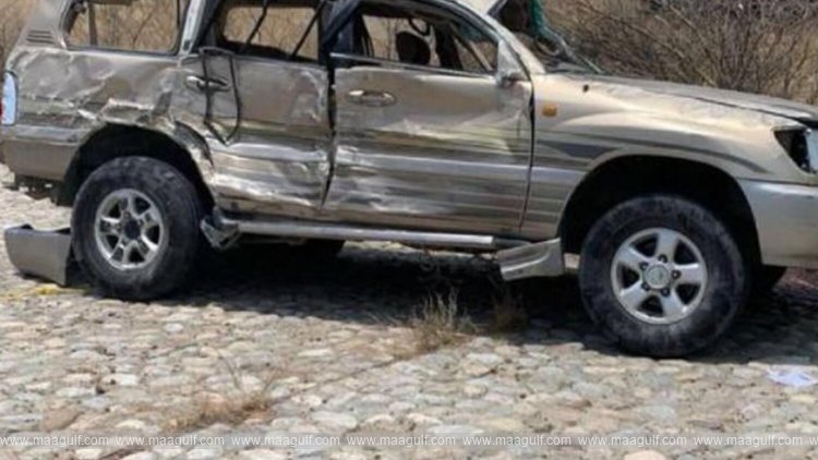 విషాదం.. కారును ఢీకొట్టిన డీజిల్ ట్యాంకర్.. ముగ్గురు తోబుట్టువులు మృతి