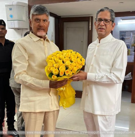 1 సుప్రీంకోర్టు మాజీ సీజేఐ NV రమణతో సీఎం చంద్రబాబు భేటీ