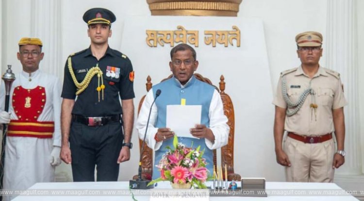 మణిపూర్‌ గవర్నర్‌గా లక్ష్మణ్‌ ప్రసాద్‌ ప్రమాణస్వీకారం