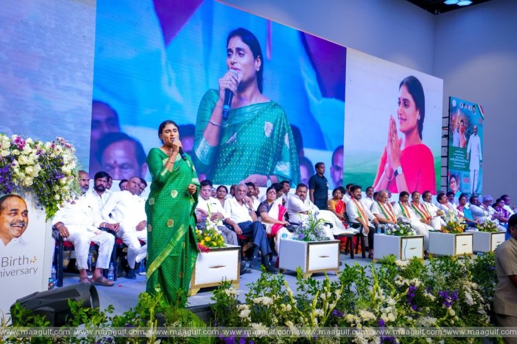 వైఎస్సార్ లాంటి సీఎం భూతద్దంలో వెతికినా కనిపించరు: షర్మిల