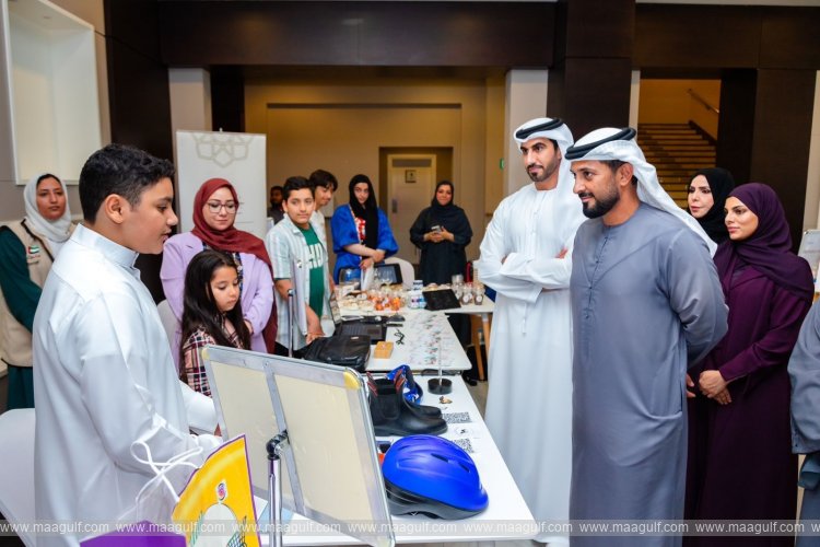 Abdulaziz Al Nuaimi visits the \'Young Trader\' exhibition, commends startups and innovation among youth