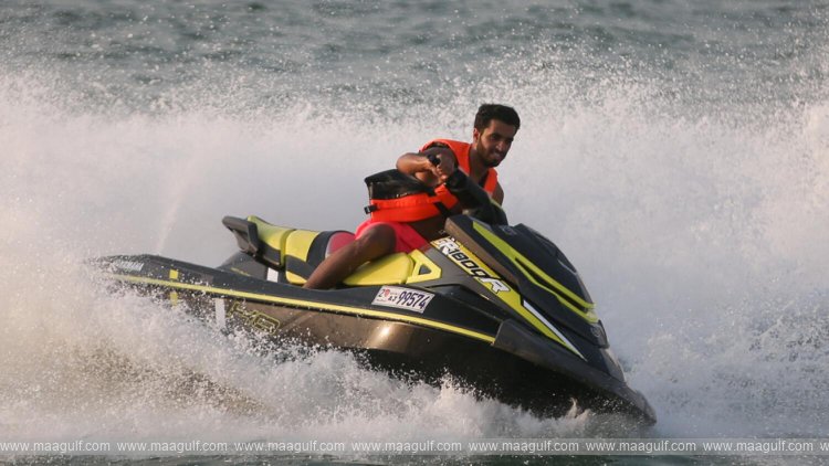 జెట్ స్కీ యజమానులపై కొరడా..5,000 దిర్హామ్‌ల వరకు జరిమానాలు