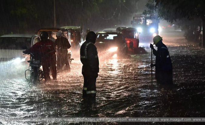 హైదరాబాద్ కు రెడ్ అలెర్ట్..