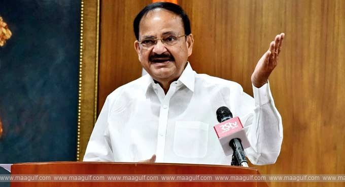 రాష్ట్ర ప్రభుత్వం ఉత్తర్వులను మాతృభాషలోనే విడుదల చేయాలి: వెంకయ్య నాయుడు