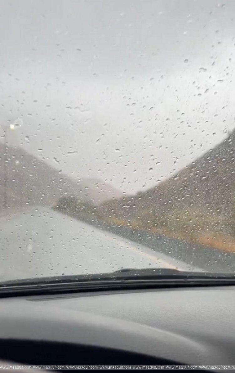 యూఏఈలో వర్షాలు.. సముద్రం అల్లకల్లోలం.. ఎల్లో అలర్ట్ జారీ