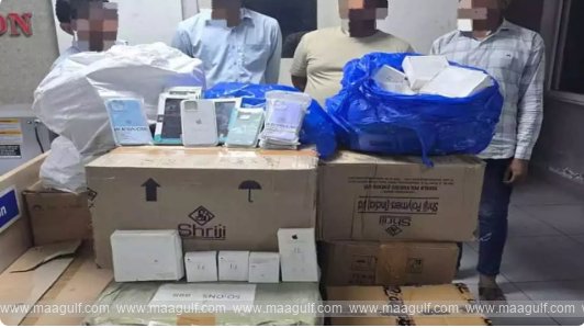 హైదరాబాద్: నకిలీ ఐఫోన్లు అమ్ముతున్న నలుగురు అరెస్ట్