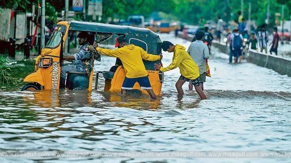 ఎడతెరిపి లేని వానలకు తమిళనాడు విలవిల.. డ్రోన్లతో ఆహారం సరఫరా