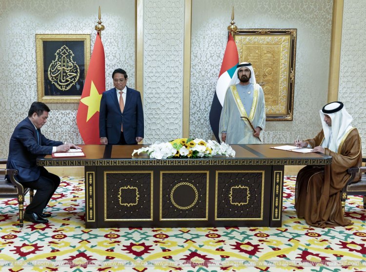 Sheikh Mohammed Prime Minister of Vietnam discuss new avenues to enhance strategic bilateral cooperation, witness signing of CEPA
