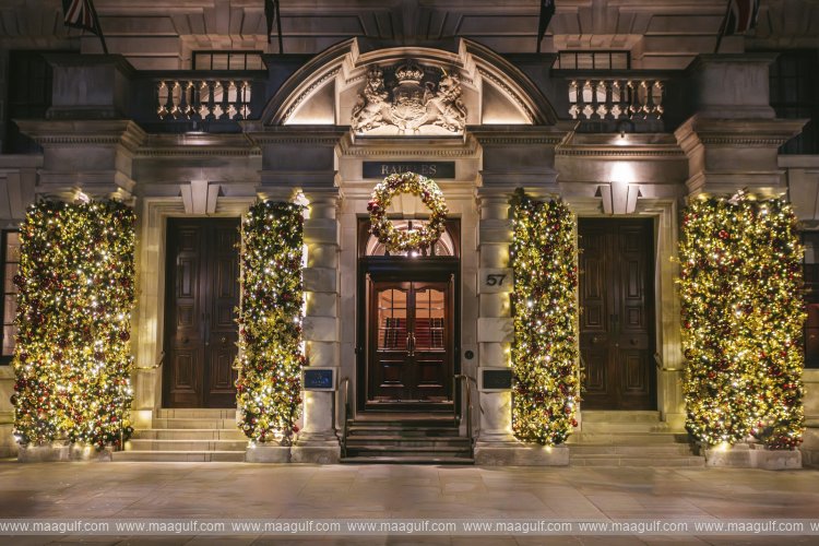 Raffles London Unveil Enchanting Festive Experiences